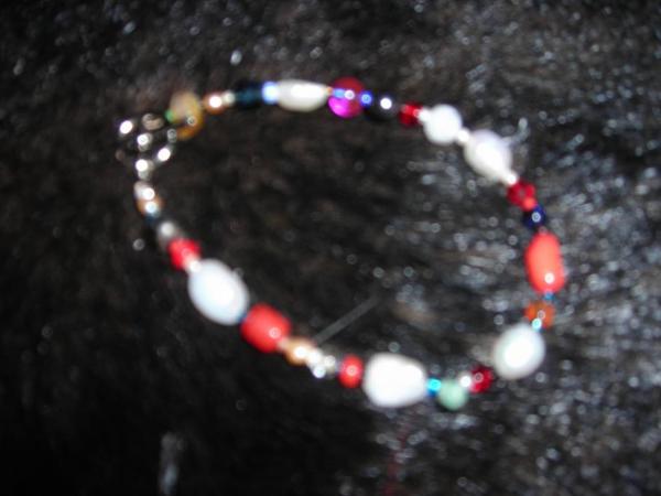 Multicolored bracelet    7851